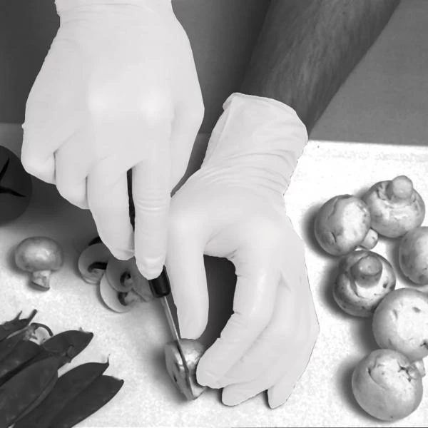 Hand Safe GN63 Stretch Vinyl Powder-Free Disposable Gloves (Pack Of 100) 7 Hand Safe GN63 Stretch Vinyl Powder-Free Disposable Gloves (Pack Of 100) - Image 5