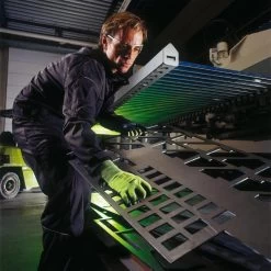 Uvex C500 Wet And Oily Grip Handling Cut Gloves -Home - Tools - Gloves Uvex20 C500 Wet and Oily Grip Handling Cut Gloves 15B35D