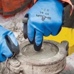 Showa 377 Nitrile-Coated Waterproof Grip Gloves -Home - Tools - Gloves showa 377 nitrile foam grip gloves5B35D