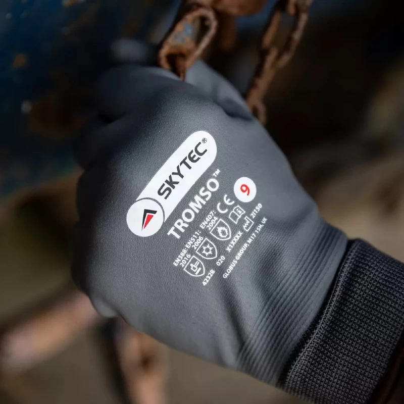Skytec Tromso Lightweight Waterproof Thermal Gloves 6 Skytec Tromso Lightweight Waterproof Thermal Gloves - Image 4