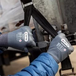 Skytec Tromso Lightweight Waterproof Thermal Gloves 13 Skytec Tromso Lightweight Waterproof Thermal Gloves -Home - Tools - Gloves skytec tromso lightweight waterproof thermal gloves 65B55D