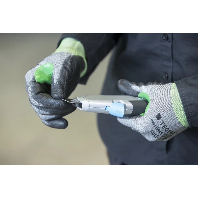 Tegera Ejendals 8845 Ultra-Thin Level F Cut-Resistant Safety Gloves 8 Tegera Ejendals 8845 Ultra-Thin Level F Cut-Resistant Safety Gloves - Image 6